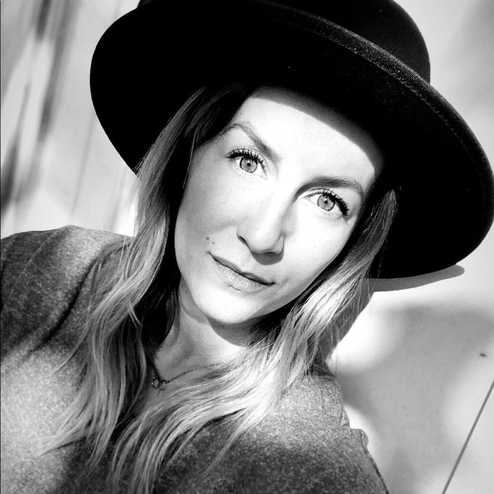 Meet your Posher, Hannah